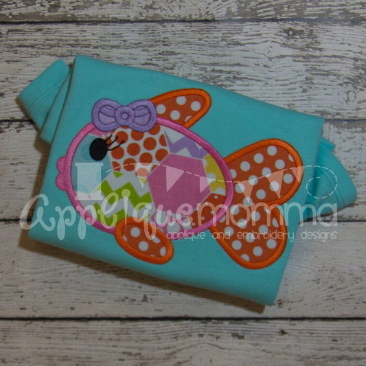 Girly Fish 16 Applique Design